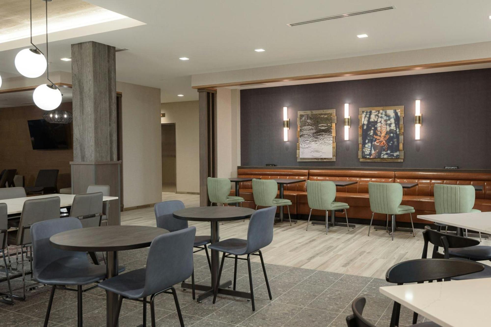 Fairfield By Marriott Inn & Suites Cincinnati Oakley Exterior foto